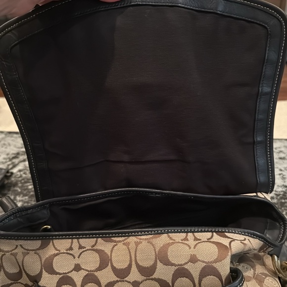Coach Tan and Black Signature Shoulder Bag - Picture 8 of 8